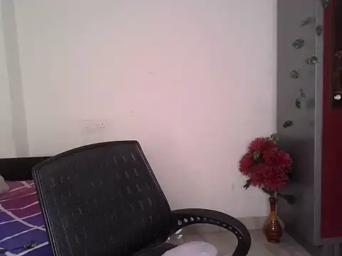 SASSY  BABY  online show from 05/15/26, 06:00