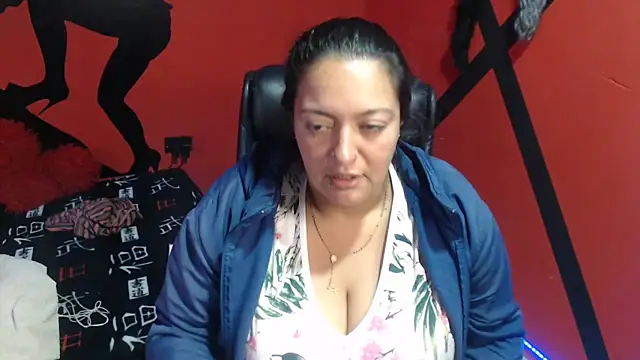 Snapshot of FabritziAPiel chatting on 06/03/26, 01:01 FabritziAPiel online show from 06/03/26, 01:01