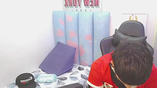 liam play online show from 05/22/26, 09:57