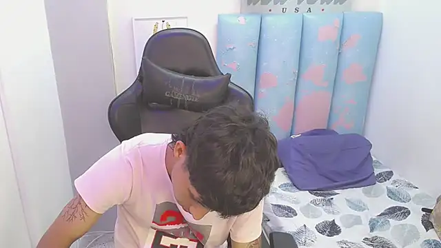 liam play online show from 06/09/26, 09:49