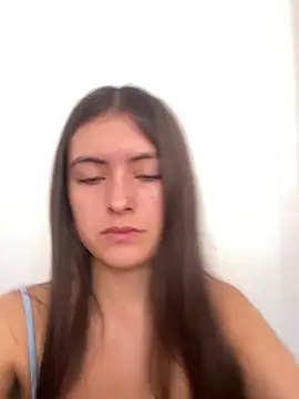 serenaa velvett online show from 05/19/26, 07:10