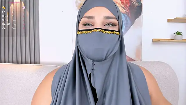 Snapshot of Salma_farouk chatting on 06/02/26, 04:56 Salma farouk online show from 06/02/26, 04:56