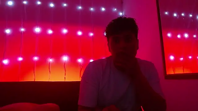 Wildseductor1 online show from 05/08/26, 09:40