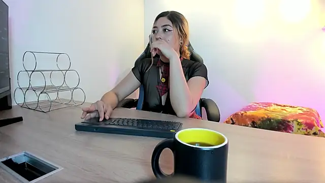 DarkRomanceXXX online show from 06/18/26, 03:05