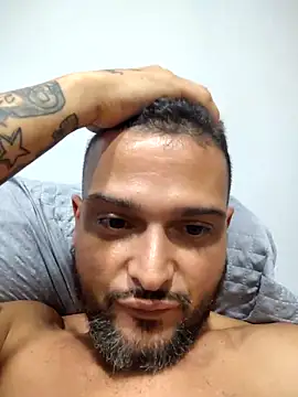 Lucasnono online show from 05/07/26, 02:49