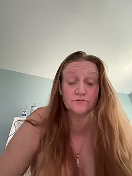 Kellilyn10 online show from 05/29/26, 04:57