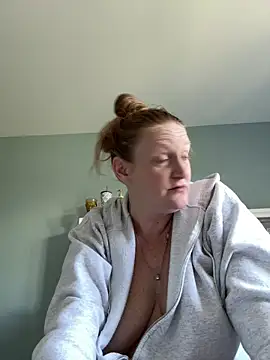 Kellilyn10 online show from 05/31/26, 08:31