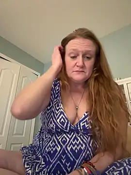Kellilyn10 online show from 05/28/26, 02:19