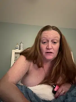 Kellilyn10 online show from 05/29/26, 04:51