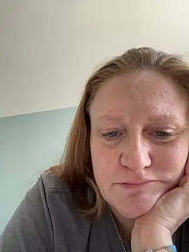 Kellilyn10 online show from 05/28/26, 04:46