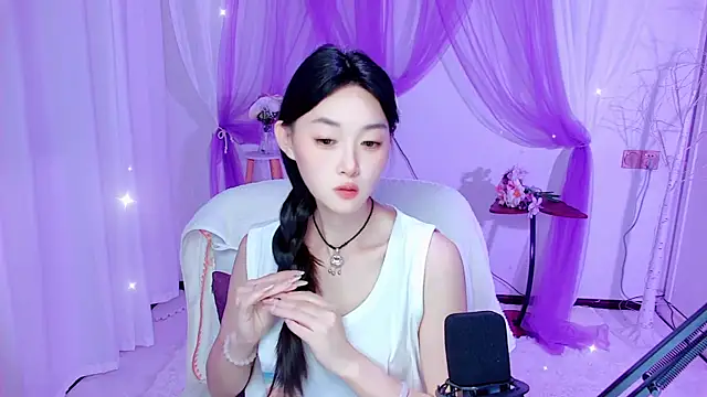 Tili Lucky online show from 07/22/26, 12:51