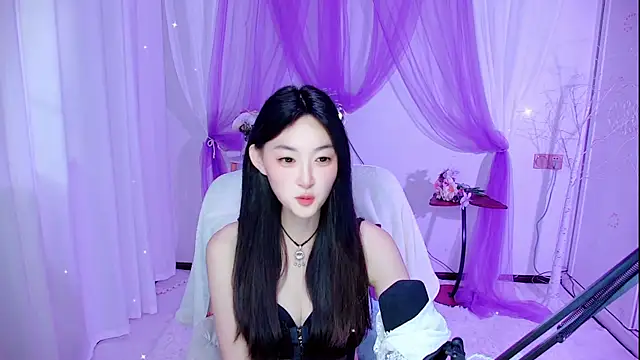 Tili Lucky online show from 08/04/26, 12:59