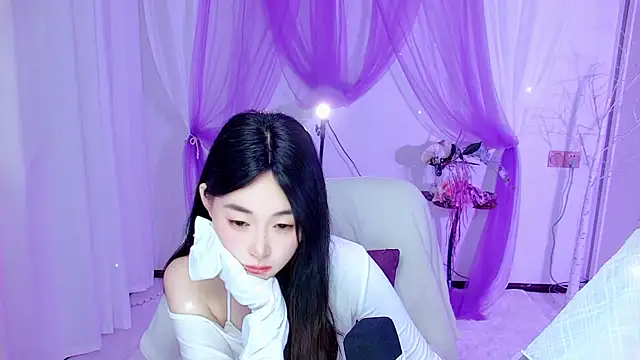 Tili Lucky online show from 07/05/26, 01:21