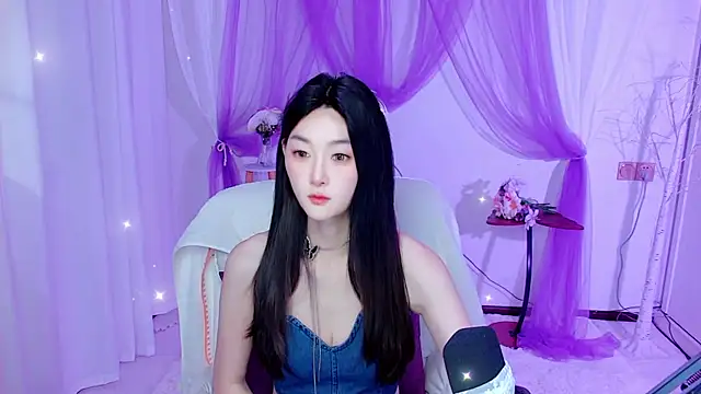 Tili Lucky online show from 07/20/26, 12:40