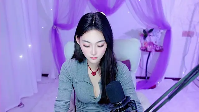 Tili Lucky online show from 05/12/26, 12:22