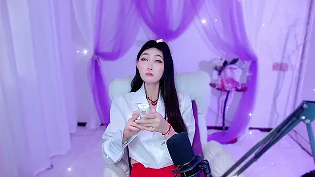 Tili Lucky online show from 05/13/26, 12:39