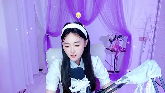 Tili Lucky online show from 06/11/26, 02:53