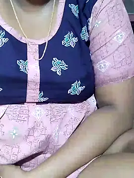 Snapshot of tamilkavitha123 chatting on 06/30/26, 05:13 tamilkavitha123 online show from 06/30/26, 05:13
