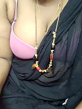 Snapshot of tamilkavitha123 chatting on 07/14/26, 04:39 tamilkavitha123 online show from 07/14/26, 04:39