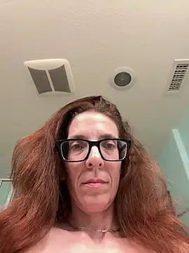 Raevyn online show from 05/11/26, 06:48