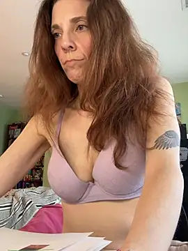 Raevyn online show from 05/18/26, 05:18