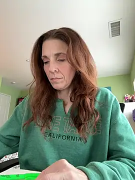 Raevyn online show from 05/26/26, 05:55