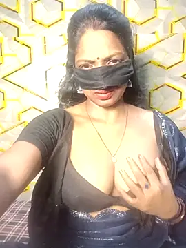 Snapshot of Juli_80 chatting on 07/01/26, 06:08 Juli 80 online show from 07/01/26, 06:08