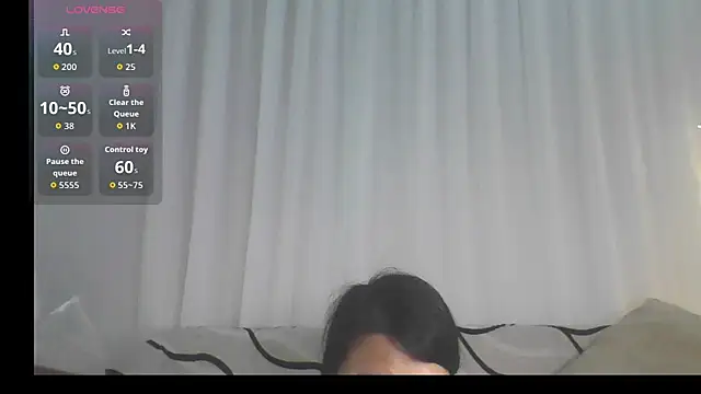 Snapshot of Youyou-uu chatting on 05/11/26, 11:11 Youyou-uu online show from 05/11/26, 11:11
