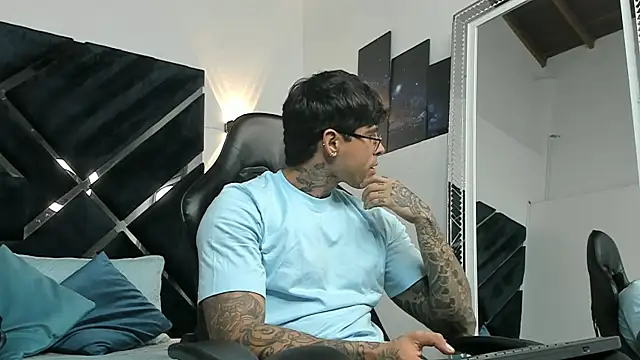 EdoardoJS online show from 05/23/26, 10:42