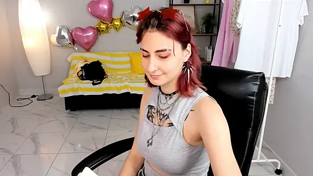 Cruela Bena online show from 05/10/26, 11:14