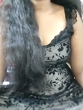 silksmitha- online show from 06/18/26, 03:06
