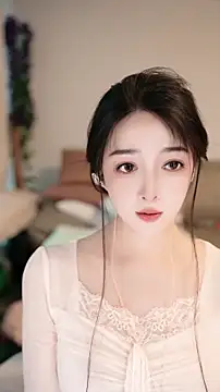 Snapshot of singer-wenwan chatting on 06/07/26, 10:31 singer-wenwan online show from 06/07/26, 10:31