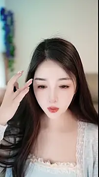 Snapshot of singer-wenwan chatting on 05/19/26, 11:06 singer-wenwan online show from 05/19/26, 11:06
