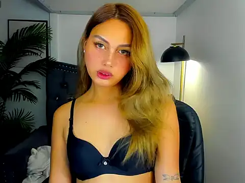 Danica528 online show from 05/24/26, 11:37