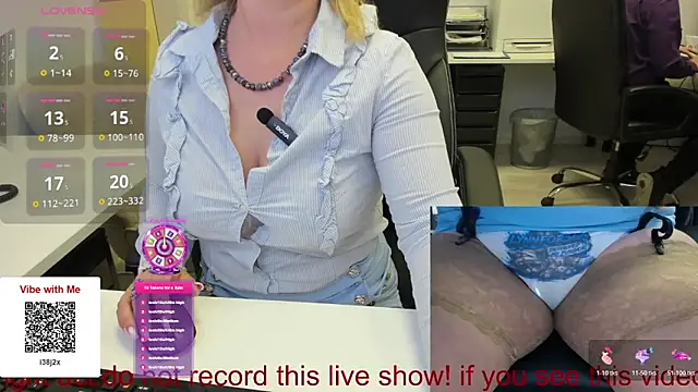 squirt milf viktoria online show from 05/18/26, 09:36