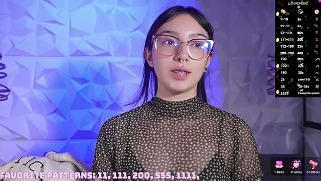 Snapshot of zara_bliss chatting on 06/03/26, 11:11 zara bliss online show from 06/03/26, 11:11