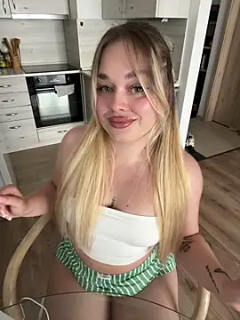 lilixcake online show from 05/08/26, 01:37