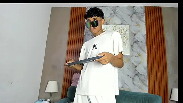 BOUL GUYS online show from 07/05/26, 04:19