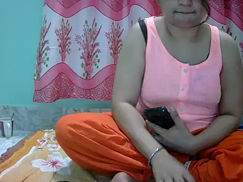 angelqueen19 online show from 05/11/26, 07:55