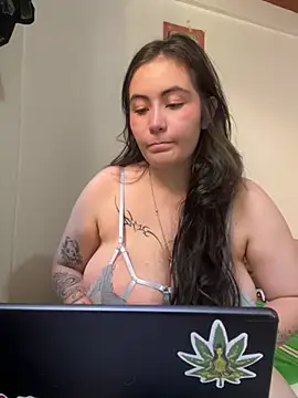 LiaxxKarla online show from 05/31/26, 09:15