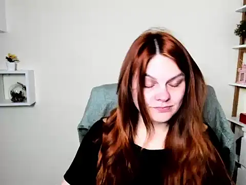 GingerKitten1 online show from 06/01/26, 05:40