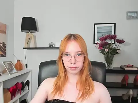 Snapshot of foxSonya chatting on 06/03/26, 05:41 foxSonya online show from 06/03/26, 05:41