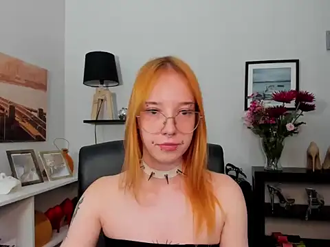 Snapshot of foxSonya chatting on 07/06/26, 05:36 foxSonya online show from 07/06/26, 05:36