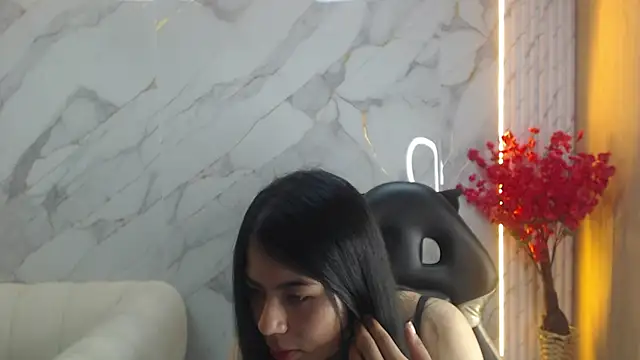 Jade tf online show from 05/24/26, 12:49
