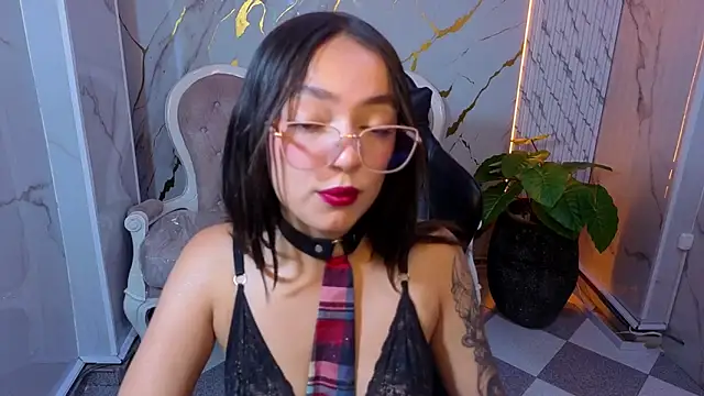 Cinnamon b online show from 05/15/26, 08:07