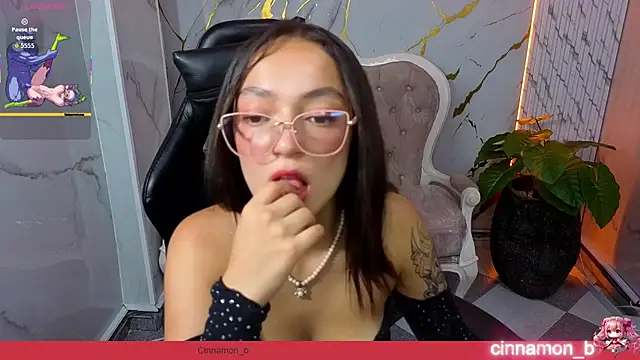 Cinnamon b online show from 05/14/26, 07:55