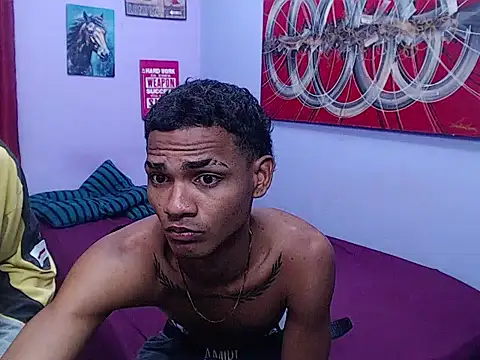 black twinks online show from 05/21/26, 04:32