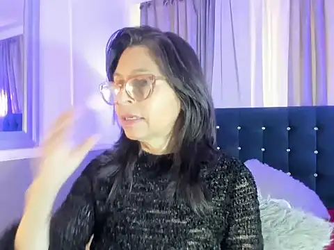 lena gray online show from 05/27/26, 01:18