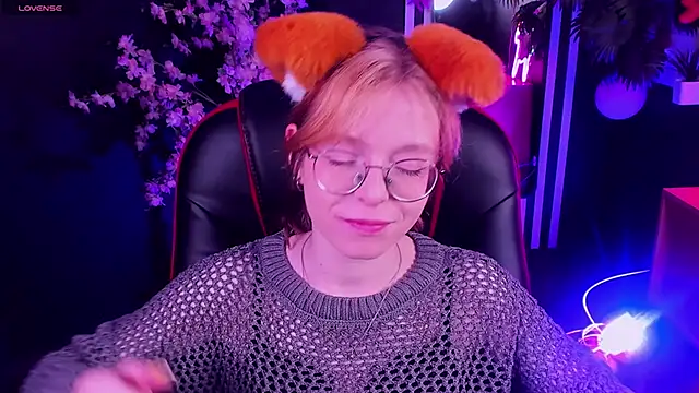 FoxxyyPolly online show from 06/01/26, 05:29