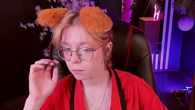 FoxxyyPolly online show from 05/25/26, 05:29